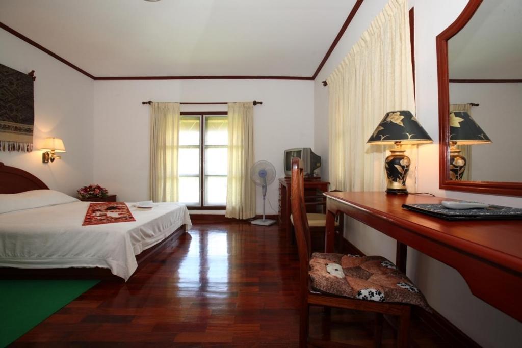 Vansana Plain Of Jars Hotel Muang Phônsavan Екстериор снимка